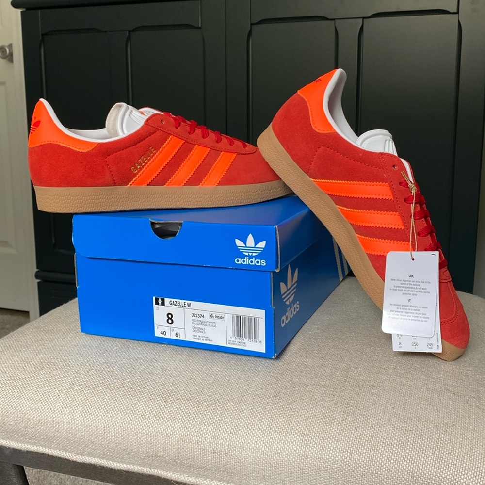 Adidas Gazelle Women’s Size 8 Red & Solar Orange Shoes NWT